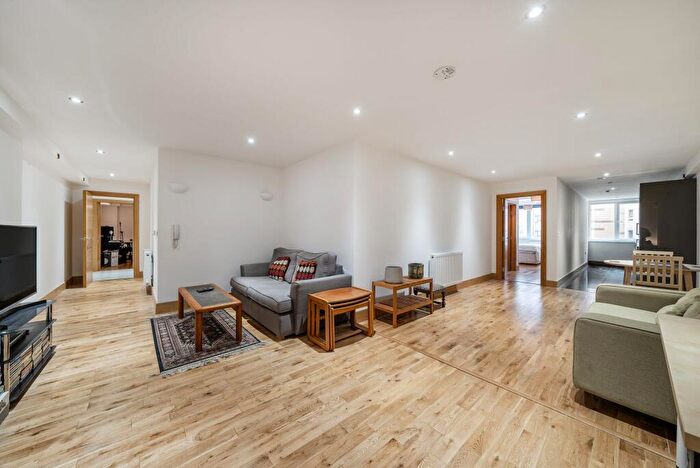 1 Bedroom Flat For Sale In Scarbrook Road, Stoneham House, CR0