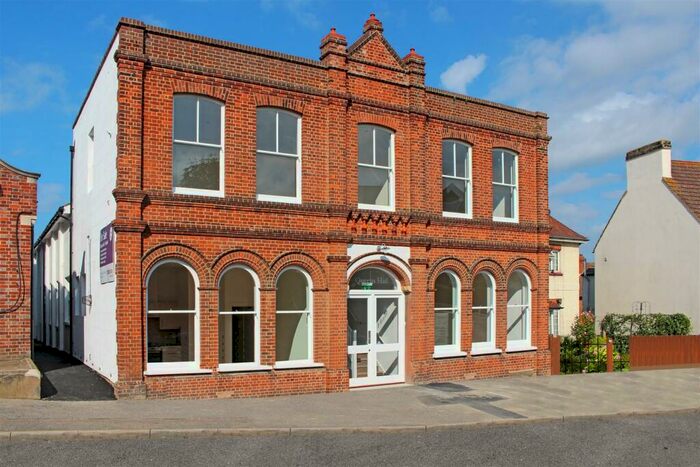 1 Bedroom Flat To Rent In Queens Hall, A Broad Street North, Seaford, East Sussex, BN25