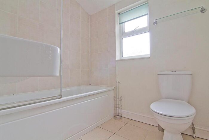 5 Bedroom End Of Terrace House To Rent In Pennethorne Road, London, SE15