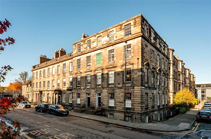 4 Bedroom Apartment For Sale In Henderson Row, Edinburgh, Midlothian, EH3