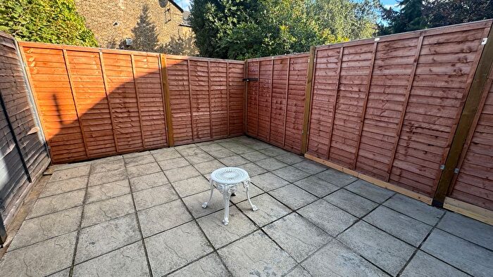 Studio To Rent In Church Lane, London, N8