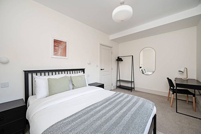 2 Bedroom Flat For Sale In The Drill Hall, Mile End Road, Stepney, London, E1