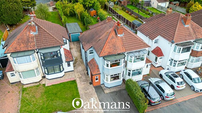 3 Bedroom Semi-Detached House For Sale In Barton Croft, Birmingham, West Midlands, B28