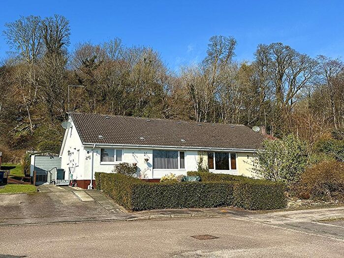 2 Bedroom Bungalow For Sale In Arran Park, Innellan, Argyll And Bute, PA23