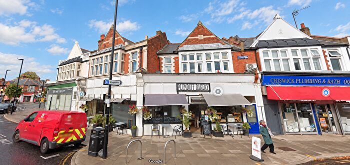 1 Bedroom Flat To Rent In Southfield Road, Chiswick, W4