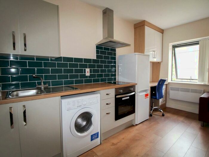 Studio To Rent In Lofthouse Place, Leeds, West Yorkshire, LS2