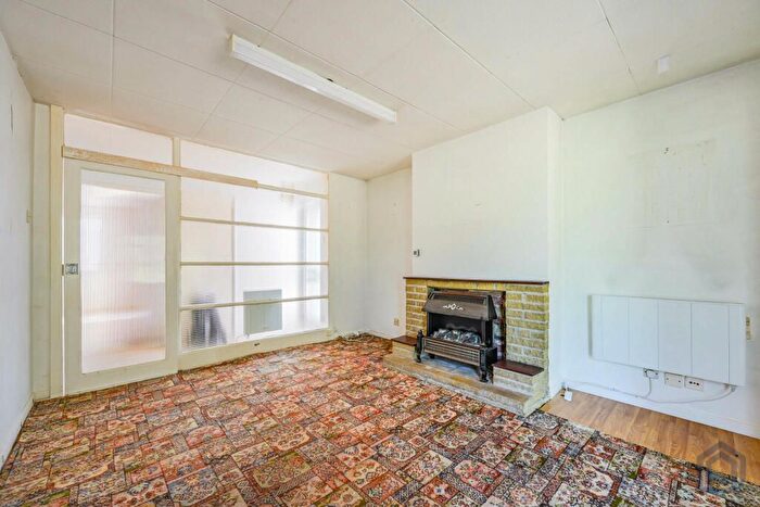 2 Bedroom Bungalow For Sale In , Lansdowne Crescent, Tamworth, B77