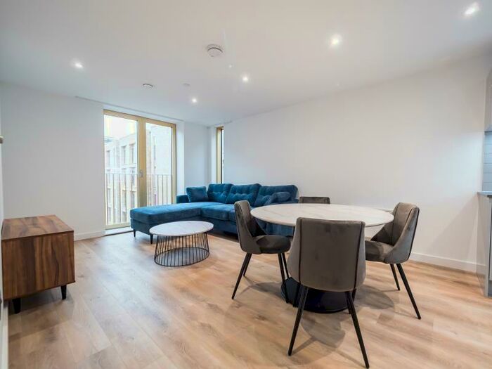 1 Bedroom Apartment To Rent In Flat :: The Quarters, M1