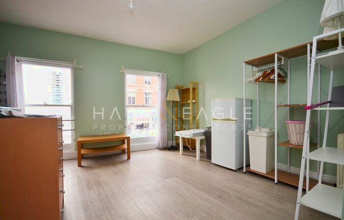 Studio To Rent In Commercial Road, London, E1