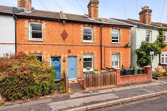 2 Bedroom Terraced House For Sale In George Road, Guildford, GU1
