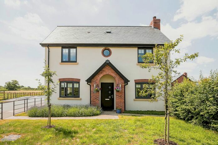 3 Bedroom Semi-Detached House For Sale In Rowson Drive, Whittington, Oswestry, Shropshire, SY11