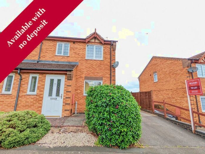 3 Bedroom Semi-Detached House To Rent In Seacroft Close, Grantham, NG31