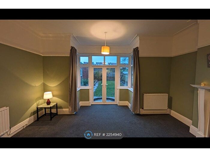 2 Bedroom Flat To Rent In Cranbrook Road, Bristol, BS6