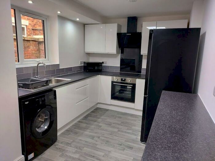 3 Bedroom Terraced House To Rent In Havelock Street, Preston, PR1