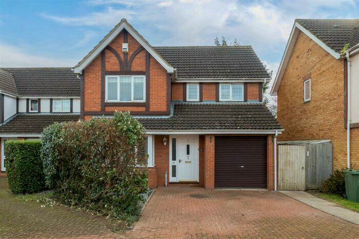 4 Bedroom Detached House To Rent In Orchard Close, Meppershall, Shefford, SG17