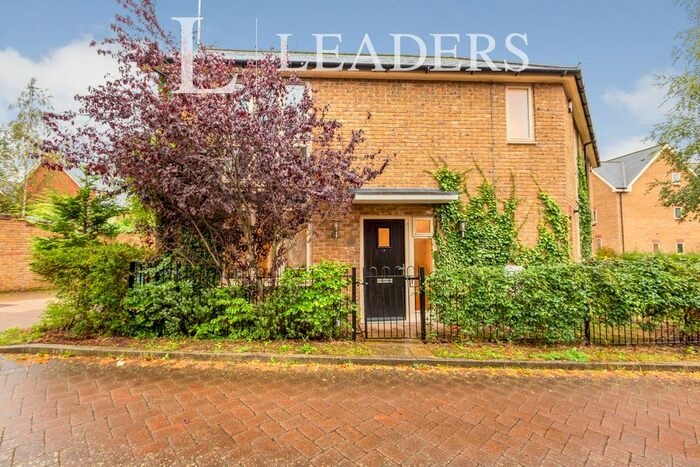 3 Bedroom Semi-Detached House To Rent In Norden Mead, Walton, MK7