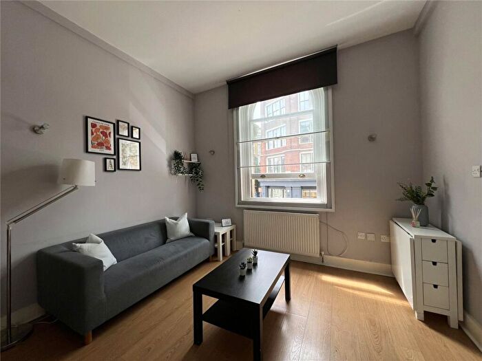 1 Bedroom Apartment To Rent In St John Street, EC1V