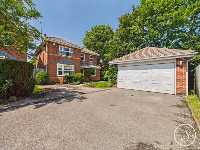 4 Bedroom Detached House For Sale In Belvedere Court, Alwoodley, Leeds, LS17