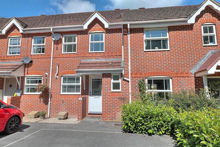 2 Bedroom Terraced House To Rent In Tristram Close, Knightwood Park, Chandler's Ford, SO53