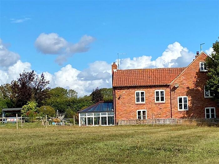 5 Bedroom End Of Terrace House For Sale In Bathley Lane, Norwell, Newark, NG23