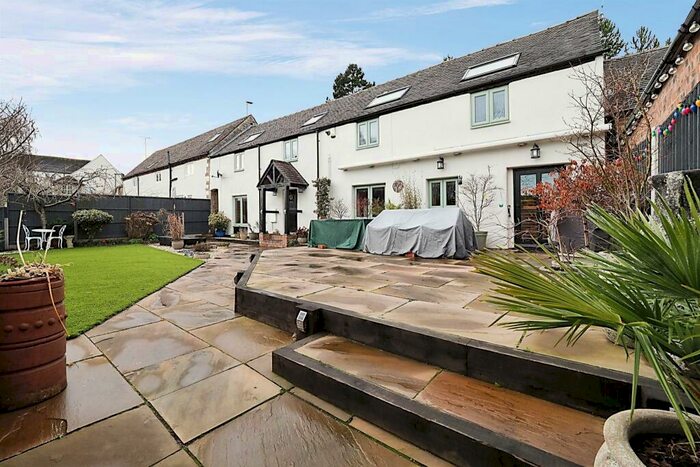 3 Bedroom Barn Conversion For Sale In Manor Court, Breedon-On-The-Hill, Derby, DE73