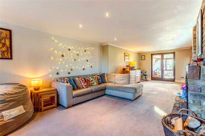 5 Bedroom Semi-Detached House For Sale In Drift Road, Winkfield, Windsor, Berkshire, SL4