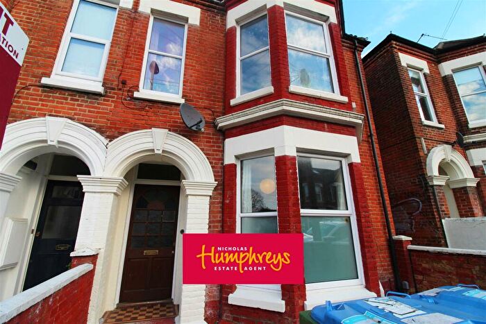 6 Bedroom House To Rent In Wilton Avenue, Southampton, SO15