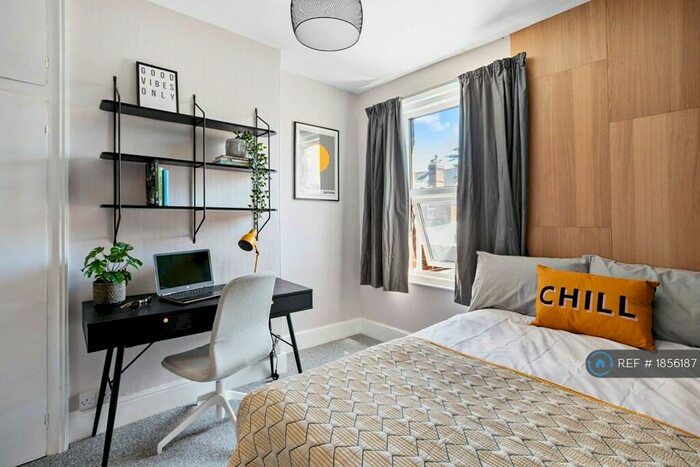 3 Bedroom End Of Terrace House To Rent In Hoopern Street, Exeter, EX4