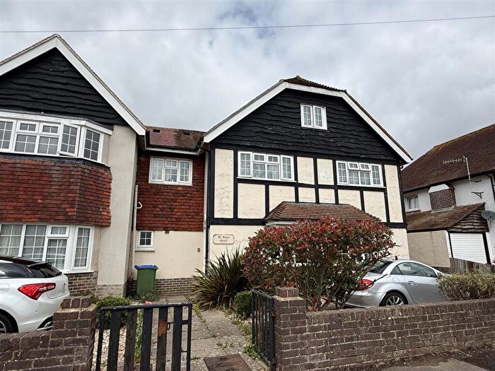 1 Bedroom Apartment To Rent In Princess Avenue, Bognor Regis, PO21