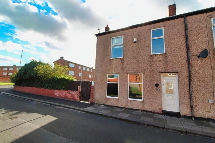 3 Bedroom End Of Terrace House For Sale In Croft Road, Blyth, NE24