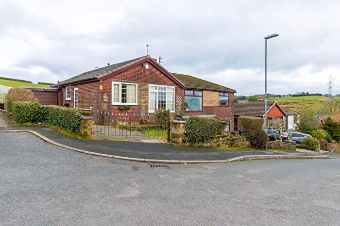 2 Bedroom Semi-Detached Bungalow For Sale In Woodbrook Avenue, Springhead, Saddleworth, OL4