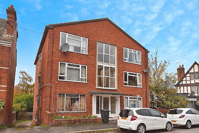 2 Bedroom Flat For Sale In Well Street, Exeter, EX4