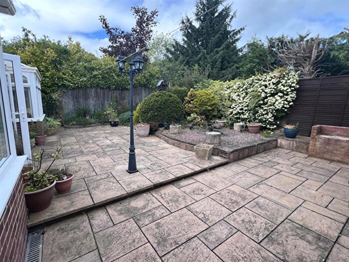 2 Bedroom Detached Bungalow For Sale In Wilton Court, Greenfields, Newton Aycliffe, DL5
