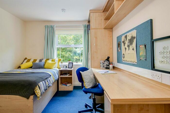 1 Bedroom Flat To Rent In Hamill Terrace, Parham Road, Canterbury, CT1