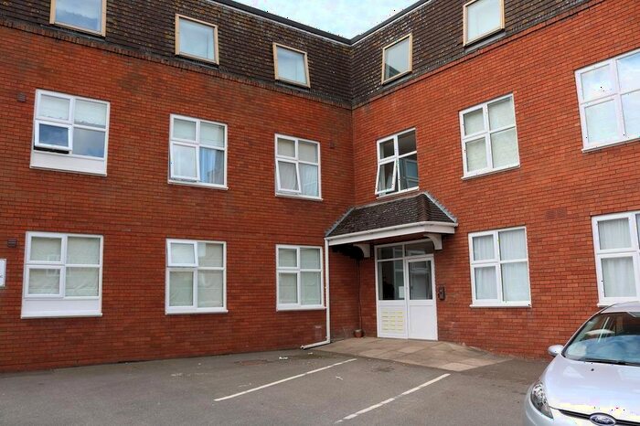 1 Bedroom Flat To Rent In Coppers Court, Ferrars Road, Huntingdon, PE29