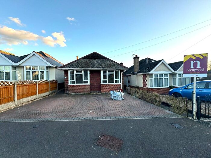 2 Bedroom Bungalow To Rent In Maldon Road, Woolston, Southampton, SO19