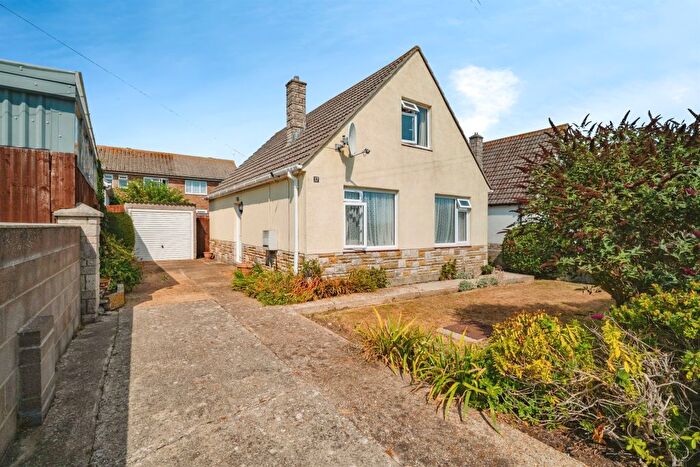 3 Bedroom Bungalow For Sale In Westcliff Road, Portland, DT5