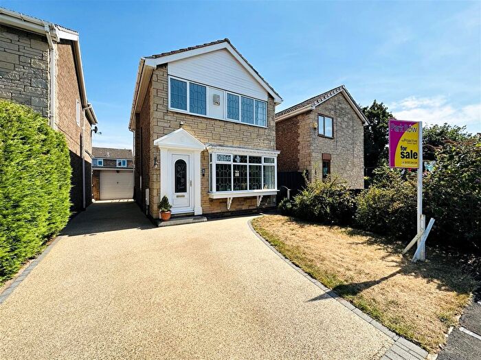 3 Bedroom Detached House For Sale In Wood Close, Thorpe Willoughby, YO8
