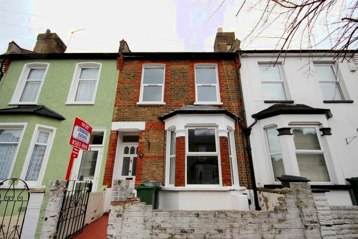 2 Bedroom Terraced House To Rent In Century Road, Walthamstow, E17