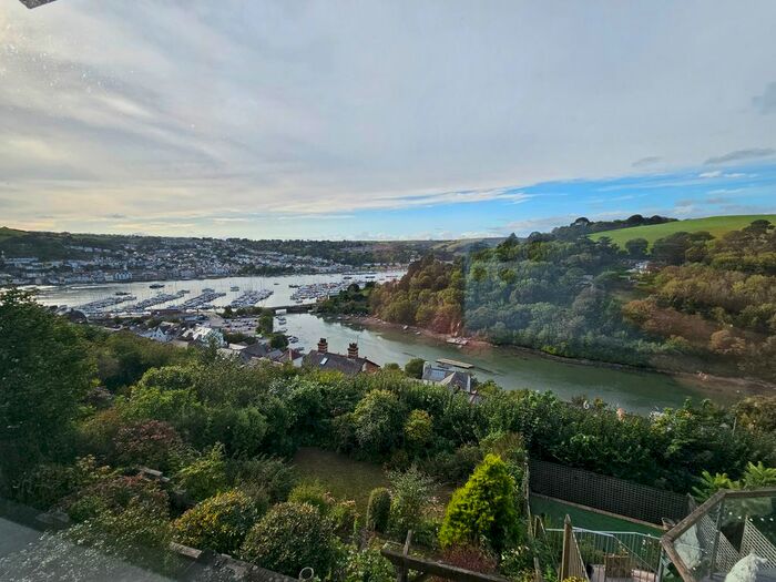 3 Bedroom Semi-Detached House To Rent In Higher Contour Road, Dartmouth, TQ6