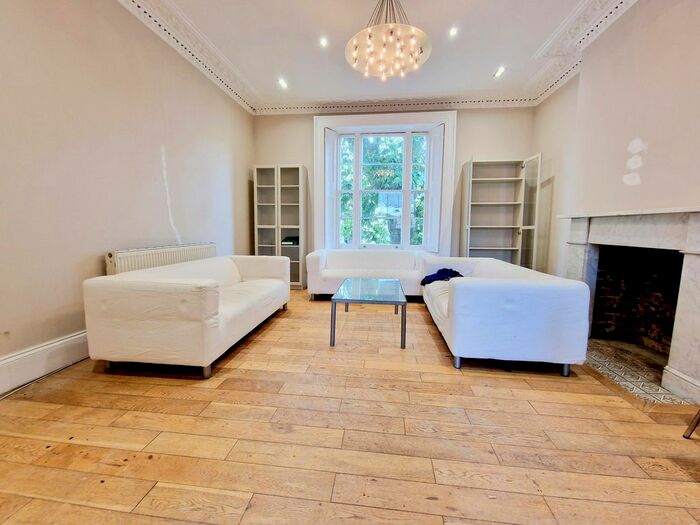 4 Bedroom Flat To Rent In Belsize Road, London, NW6