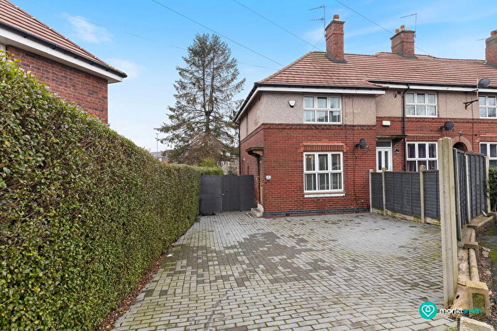 2 Bedroom End Of Terrace House For Sale In Dagnam Place, Arborthorne, S2