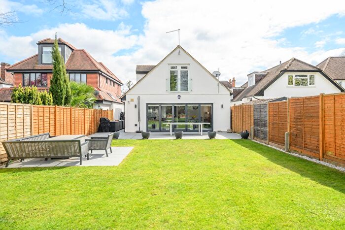 4 Bedroom Detached House For Sale In Burwood Park Road, Walton-On-Thames, KT12