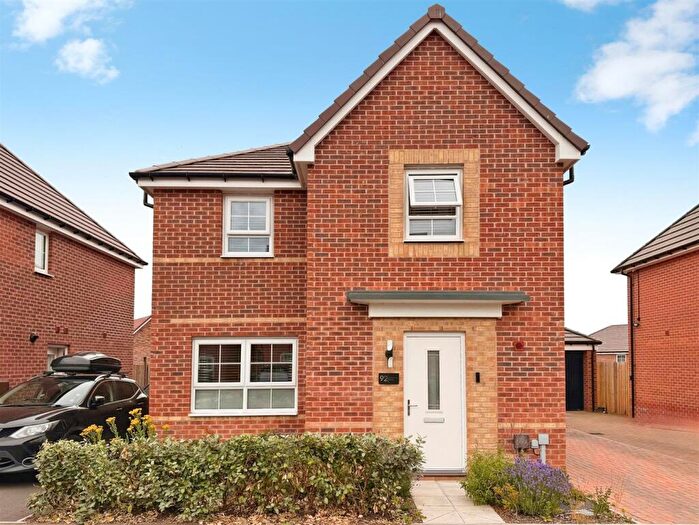 4 Bedroom Detached House For Sale In Harlequin Drive, Worksop, S81