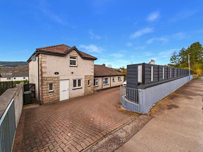 5 Bedroom Detached House For Sale In Achnashee, Manse Brae, Lochgilphead, Argyll, PA31