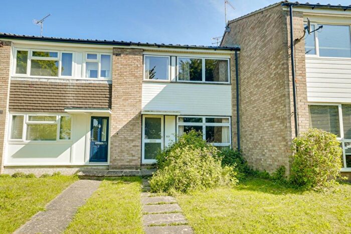 3 Bedroom Terraced House For Sale In Knaves Hill, Leighton Buzzard, LU7