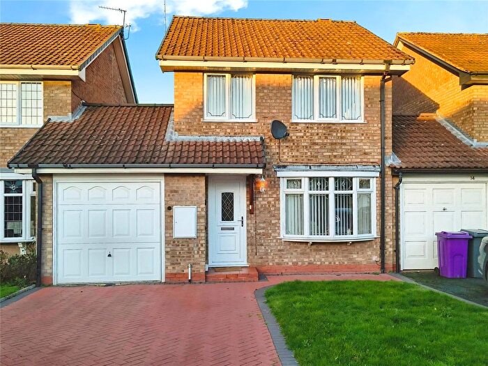 3 Bedroom Link Detached House For Sale In Blackbrook Way, Wolverhampton, West Midlands, WV10
