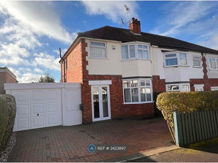 3 Bedroom Semi-Detached House To Rent In Charnwood Drive, Thurnby, Leicester, LE7