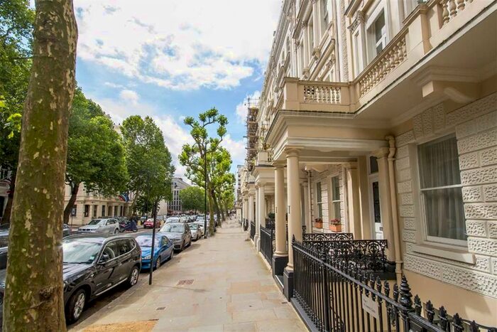 1 Bedroom Flat To Rent In Queen's Gate, London, SW7