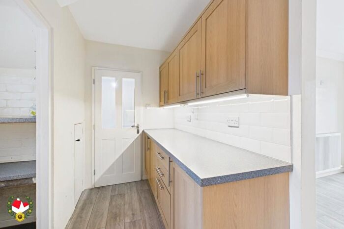 3 Bedroom Terraced House To Rent In Lichfield Road, Barnwood, Gloucester, GL4
